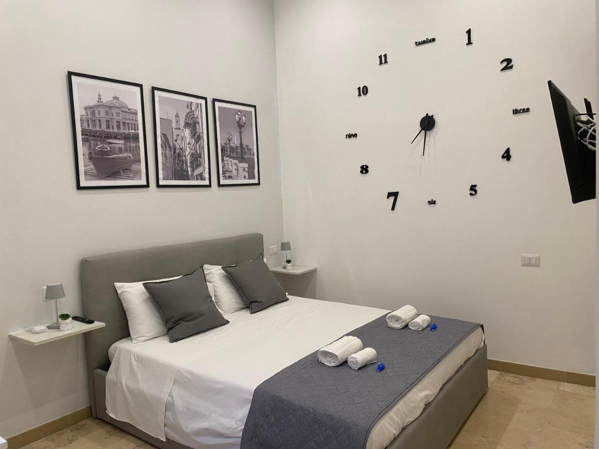 Hotel Del Carmine 23 à Bari Extérieur photo